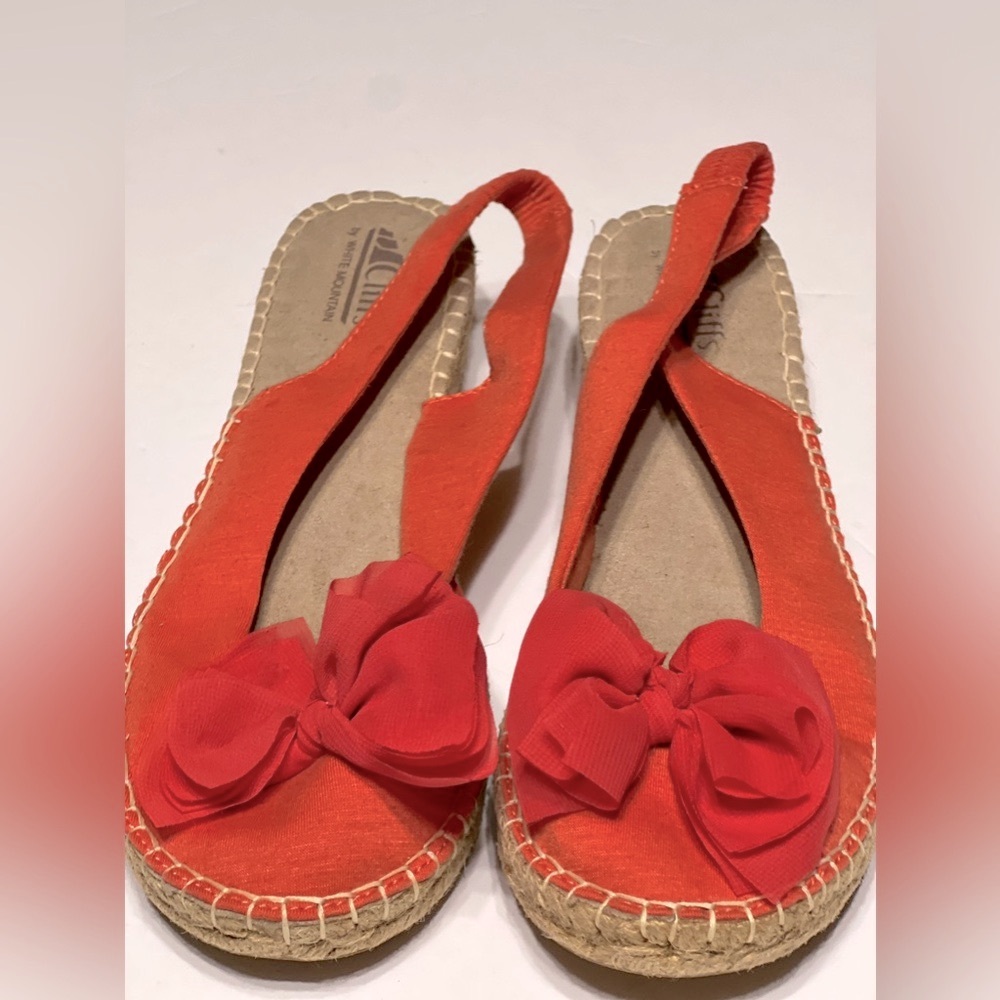 Cliff white Mountain Sandals orange